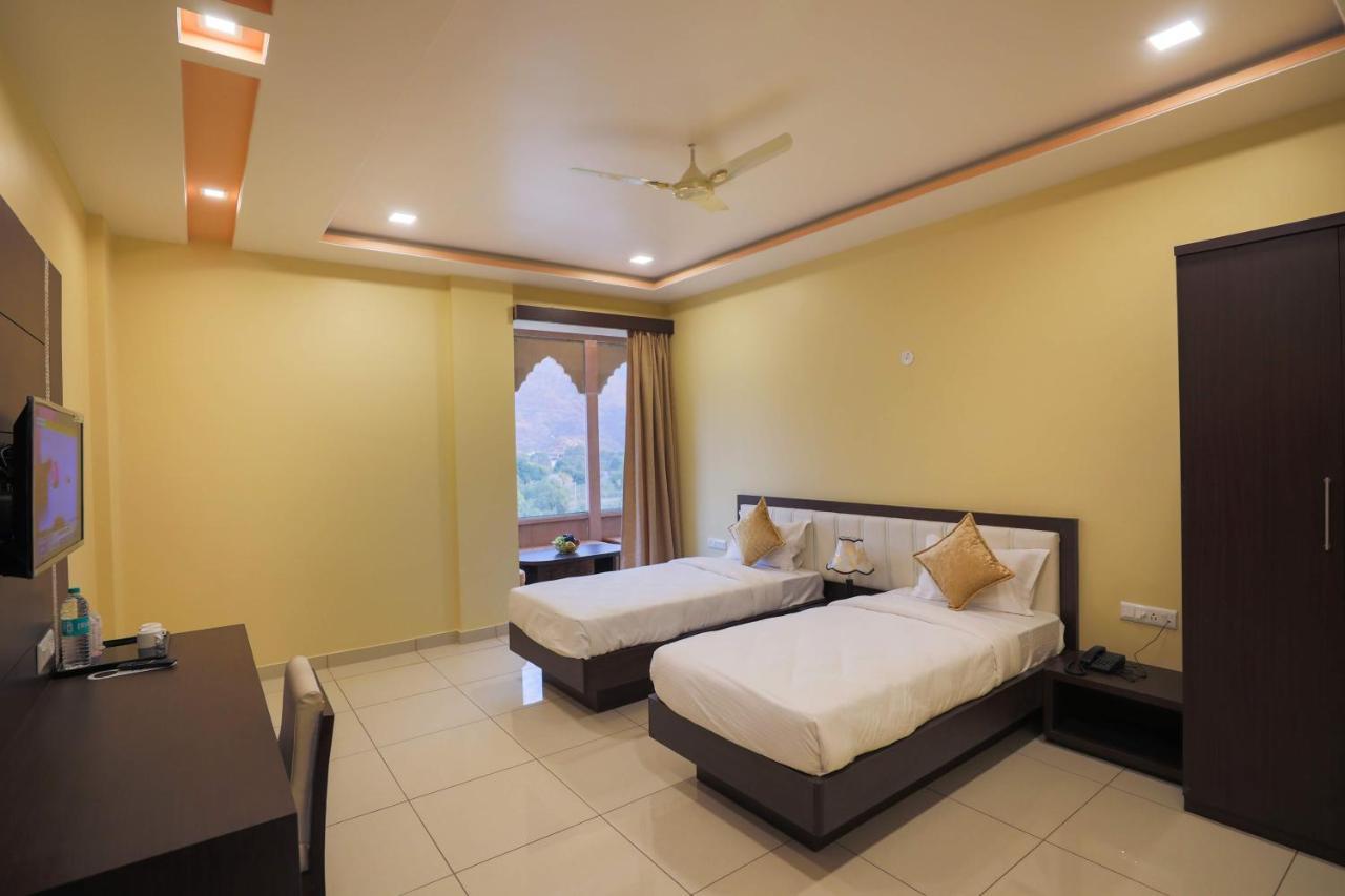 Hotel Golden Heritance Pushkar Exterior photo