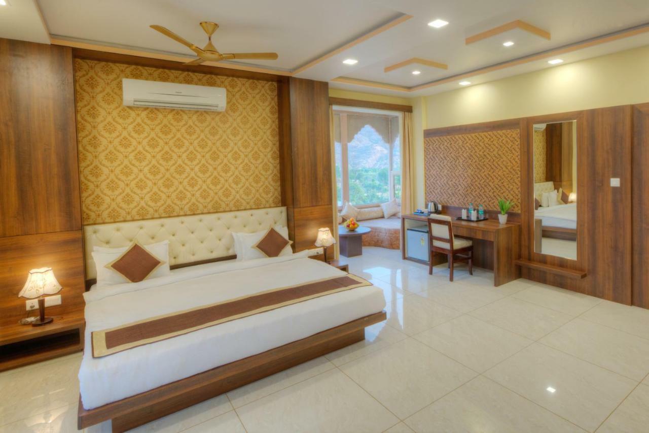Hotel Golden Heritance Pushkar Exterior photo